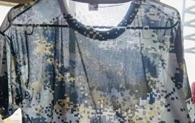 女大学生军训服走红网络,女大学生军训高颜值