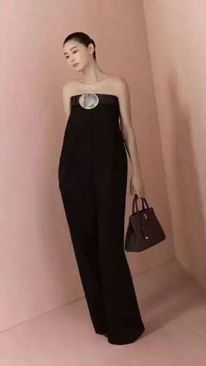 千颂伊现在多少岁了,38岁千颂伊近况