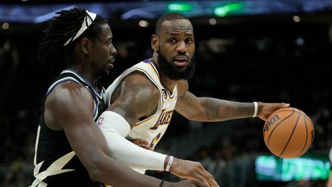 老詹谈威少抢断绝平三分,威少和老詹差一个助攻三双