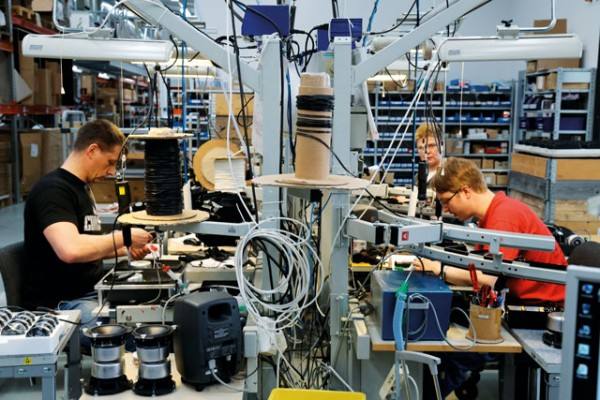 世界顶级音响品牌-芬兰GENELEC（真力）