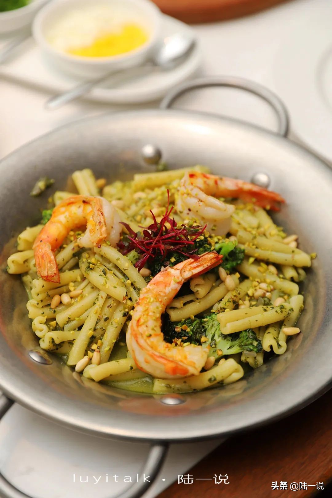 花3500元到牛排馆刷菜单,澳洲、美洲、欧洲,龙虾,蛏王,和牛