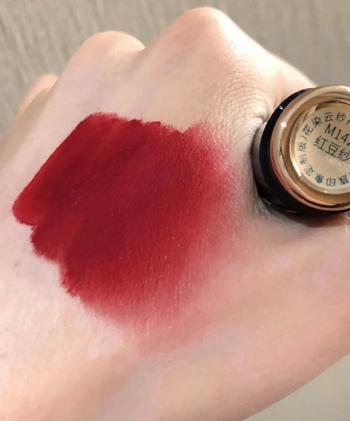 黄皮最显白的十大口红色号图片,黄皮显白口红香奈儿