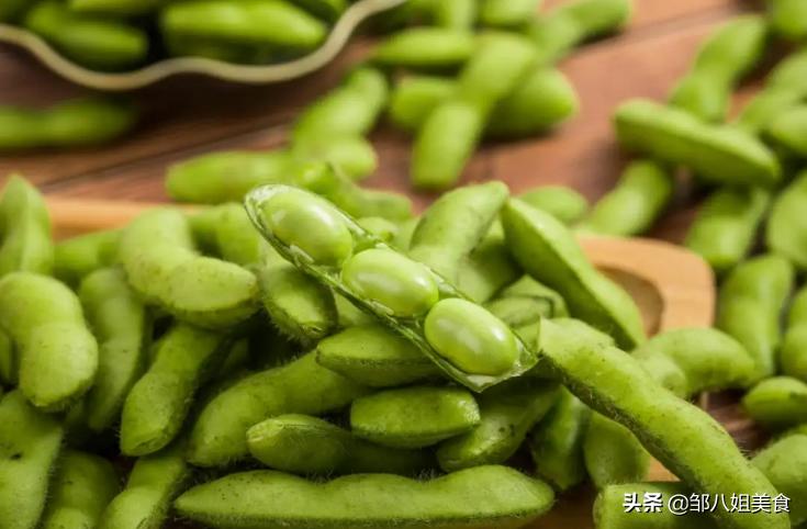 毛豆怎样煮翠绿不发黄,煮毛豆时怎样使毛豆不发黄发青