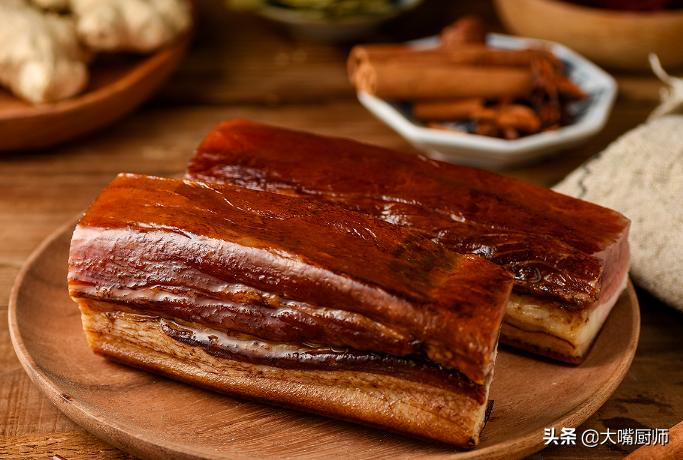 炒腊肉放油不,豆腐干炒腊肉的做法腊肉不咸