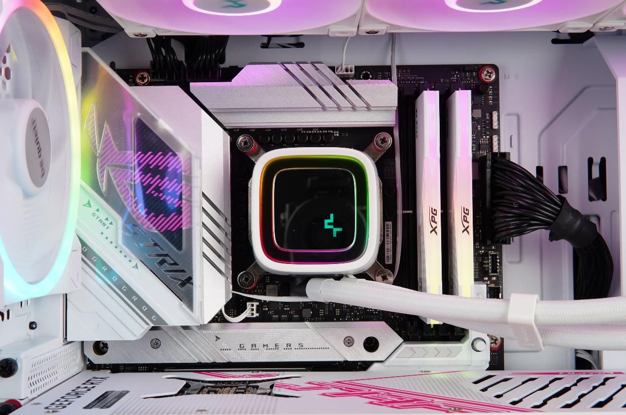 令人惊艳的散热效能，德商德静界ShadowBase800FX机箱