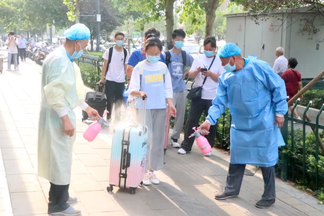 郑州高中学校军训,郑州市各高中军训