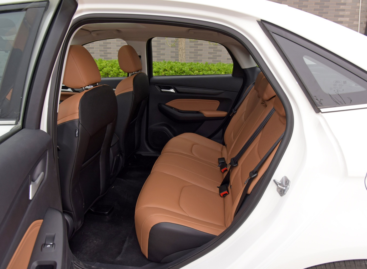 新款福睿斯到底值不值得买,花11万买什么车比较好