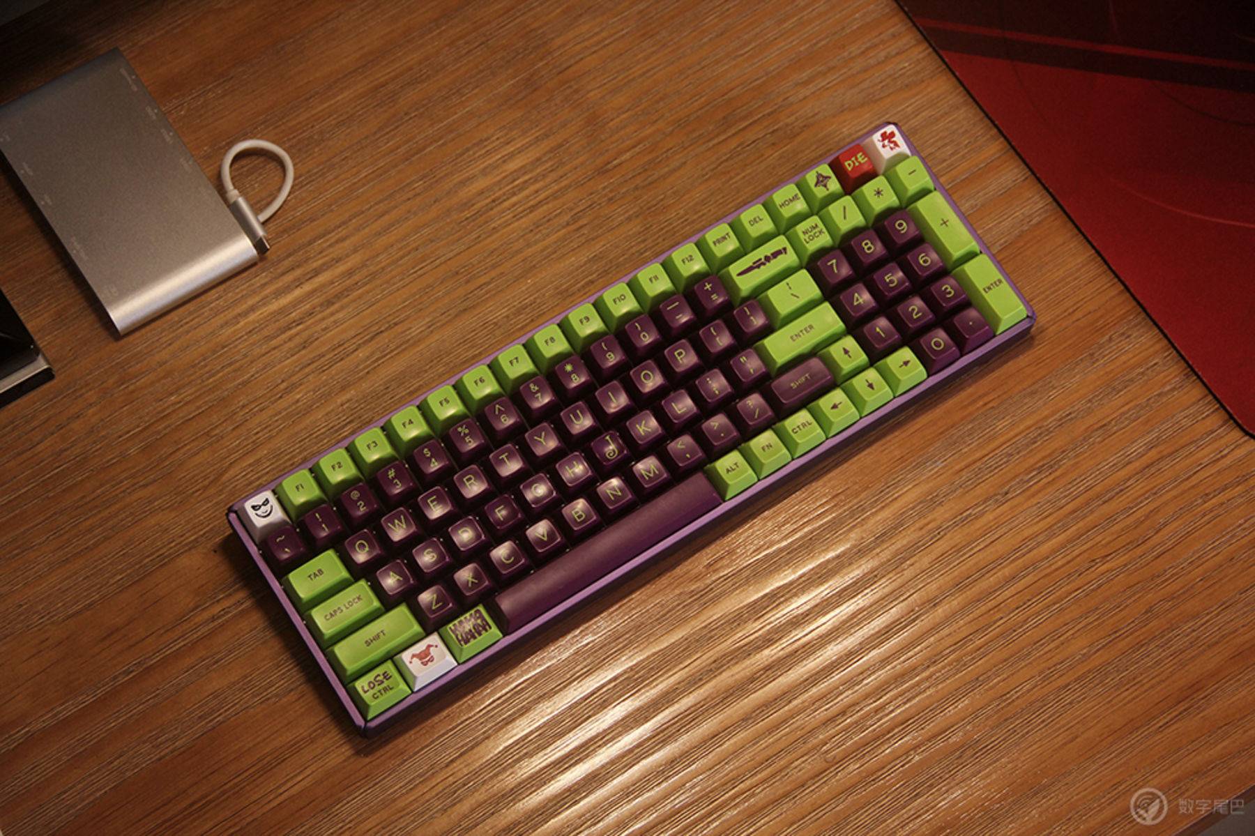 推荐几款高逼格电脑桌面,实用科技感很强的电脑桌面