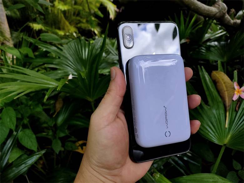 沃品磁吸无线快充移动电源,沃品无线充电宝2w