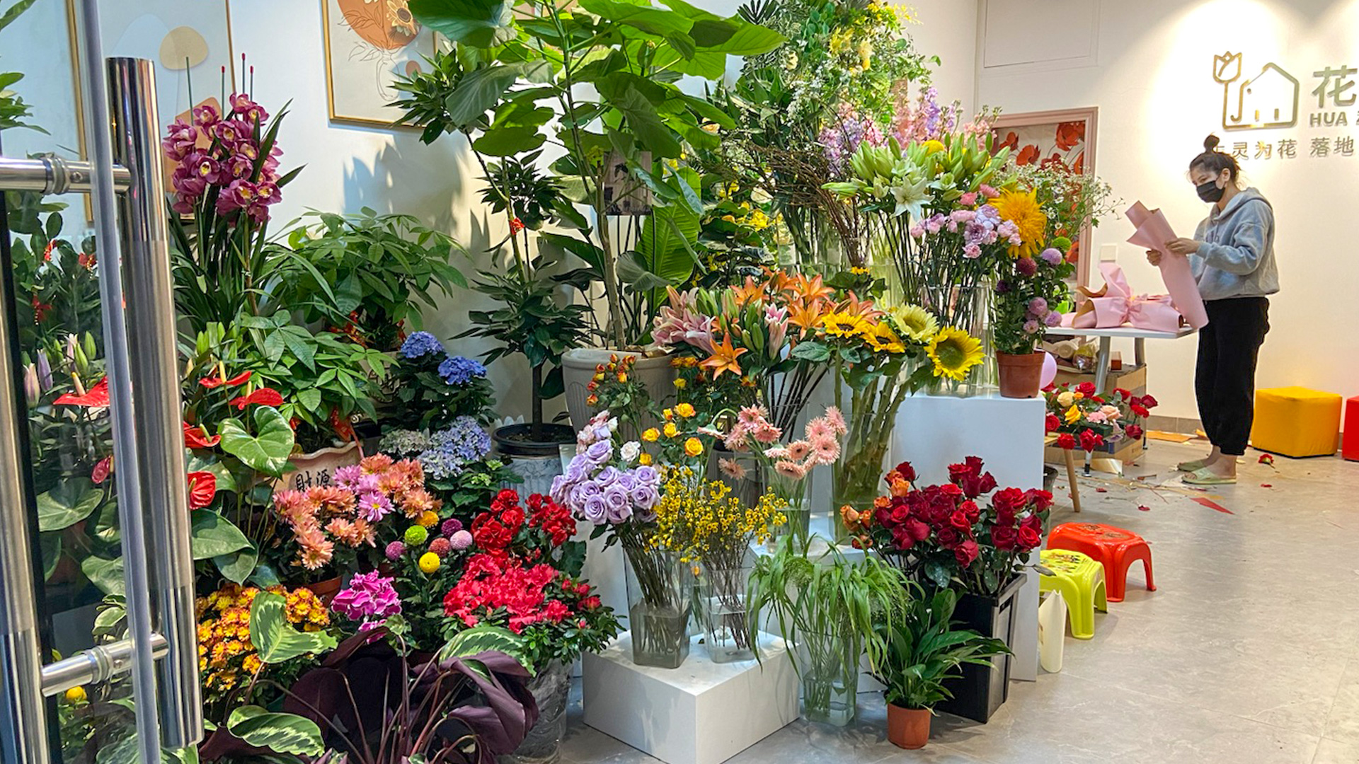 适合女性的创业项目做什么利润高,适合女性创业的小项目加盟