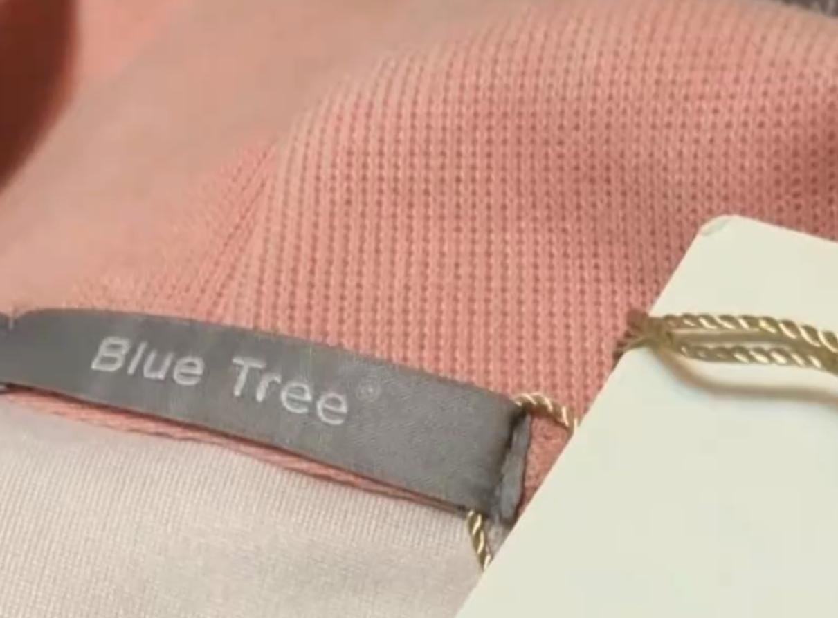 江苏买卫衣女孩,去实体店买卫衣