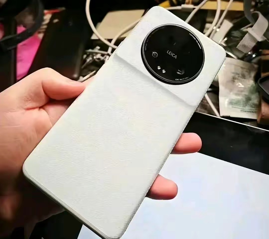 用了三年华为后换回小米，反差真的很大，体验不吐不快