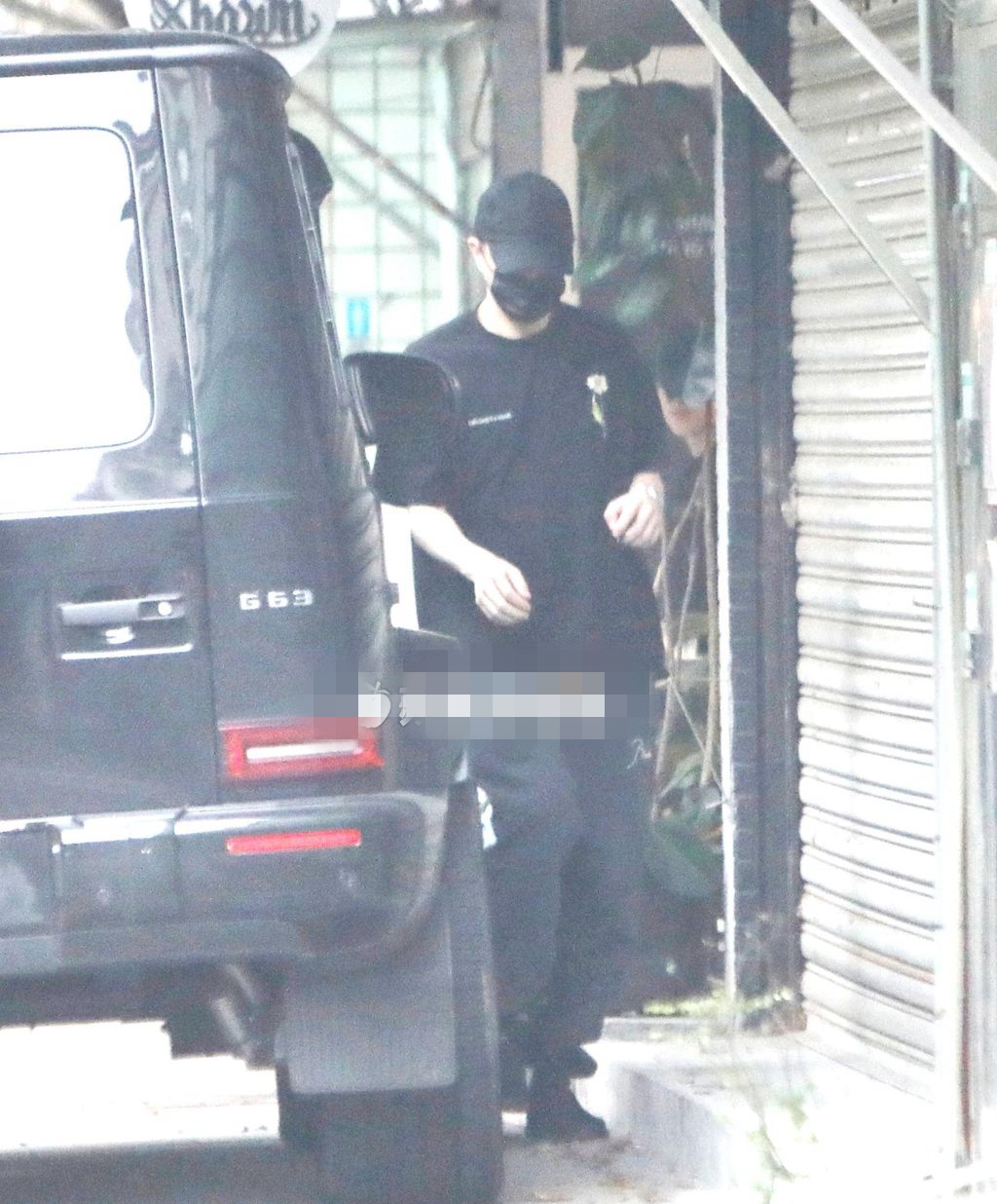 房祖名为违规停车公开道歉,经纪人证其演艺事业停滞,将专注卖酒