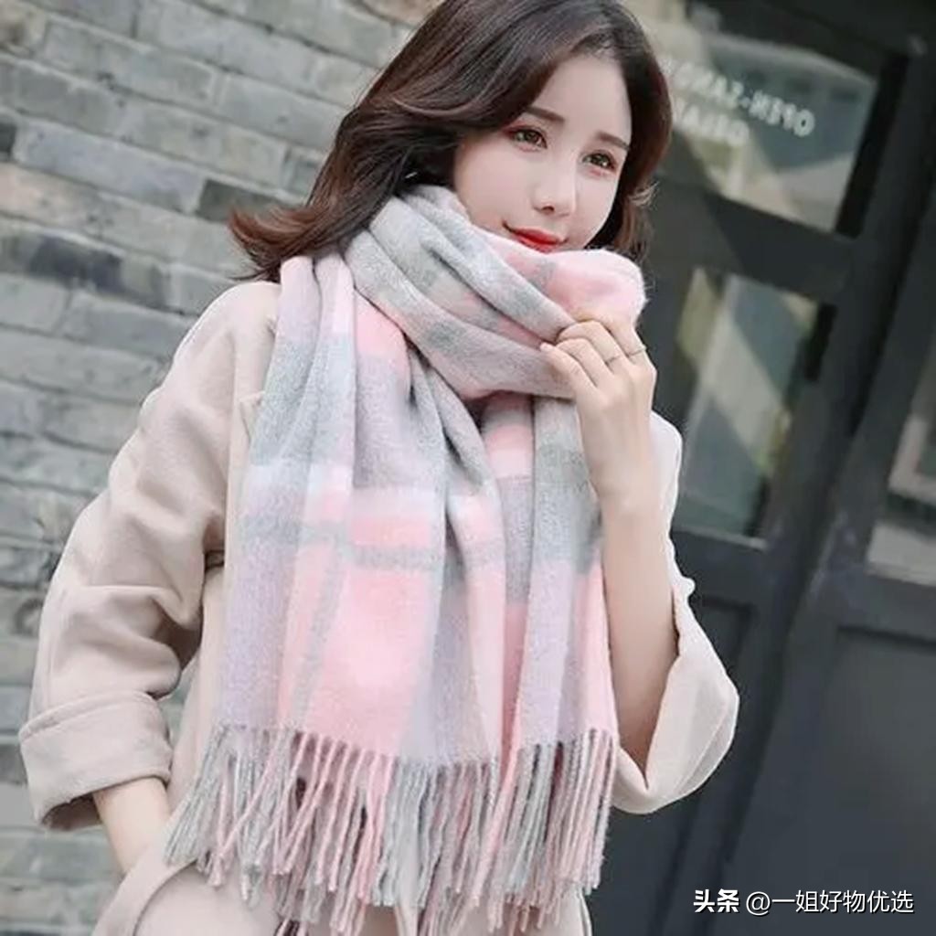 十大奢侈品围巾排名,十大奢侈品服饰排名