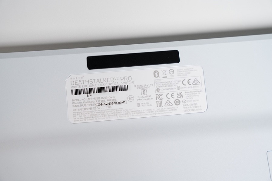 雷蛇噬魂金蝎v2无线版测评,雷蛇噬魂金蝎V2无线版