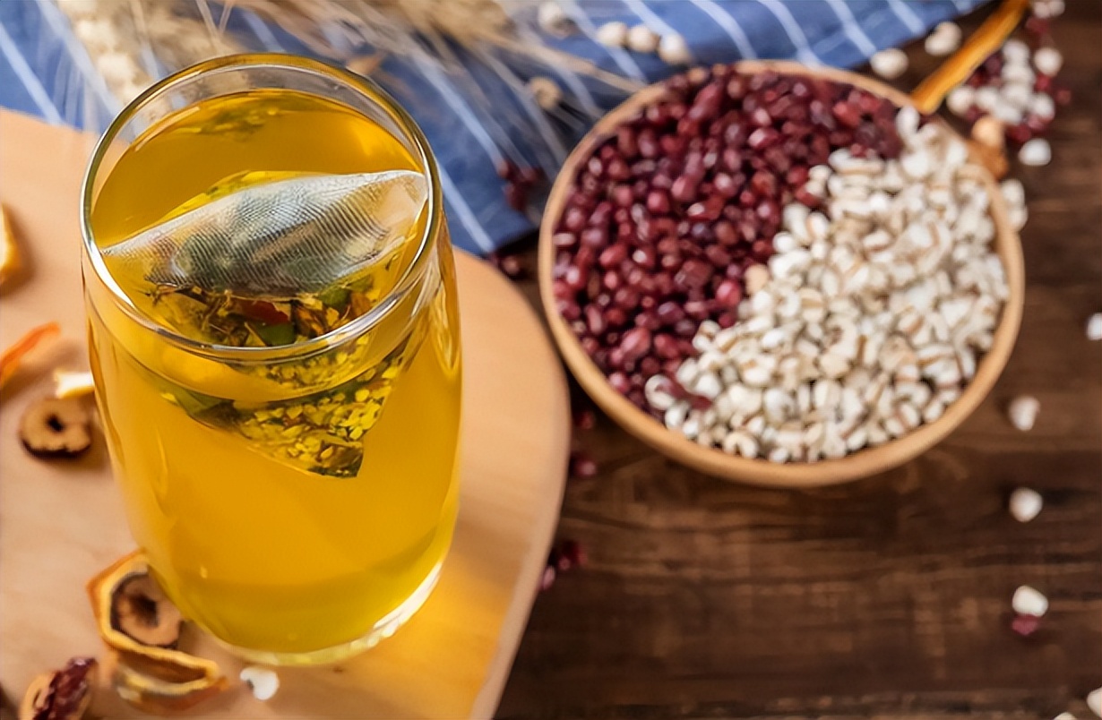 夏日消暑一杯热茶才是良方,炎炎夏日记得喝这些茶消消暑