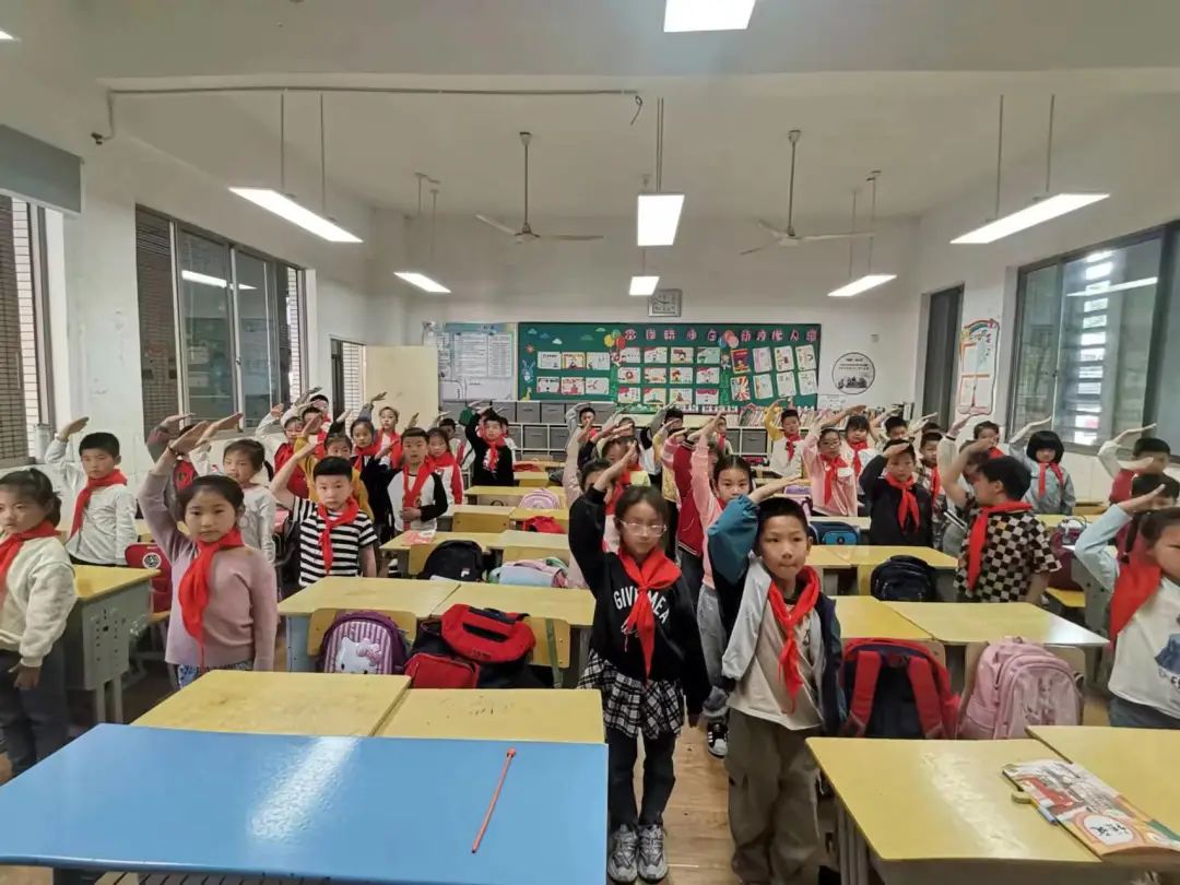 学习二十大争做好队员——二实小一年级新生队前教育闯关活动