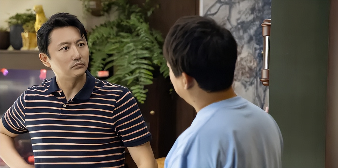 52岁演少女,借拍戏之名行咸猪手,影视圈这些畸形现象,该改改了