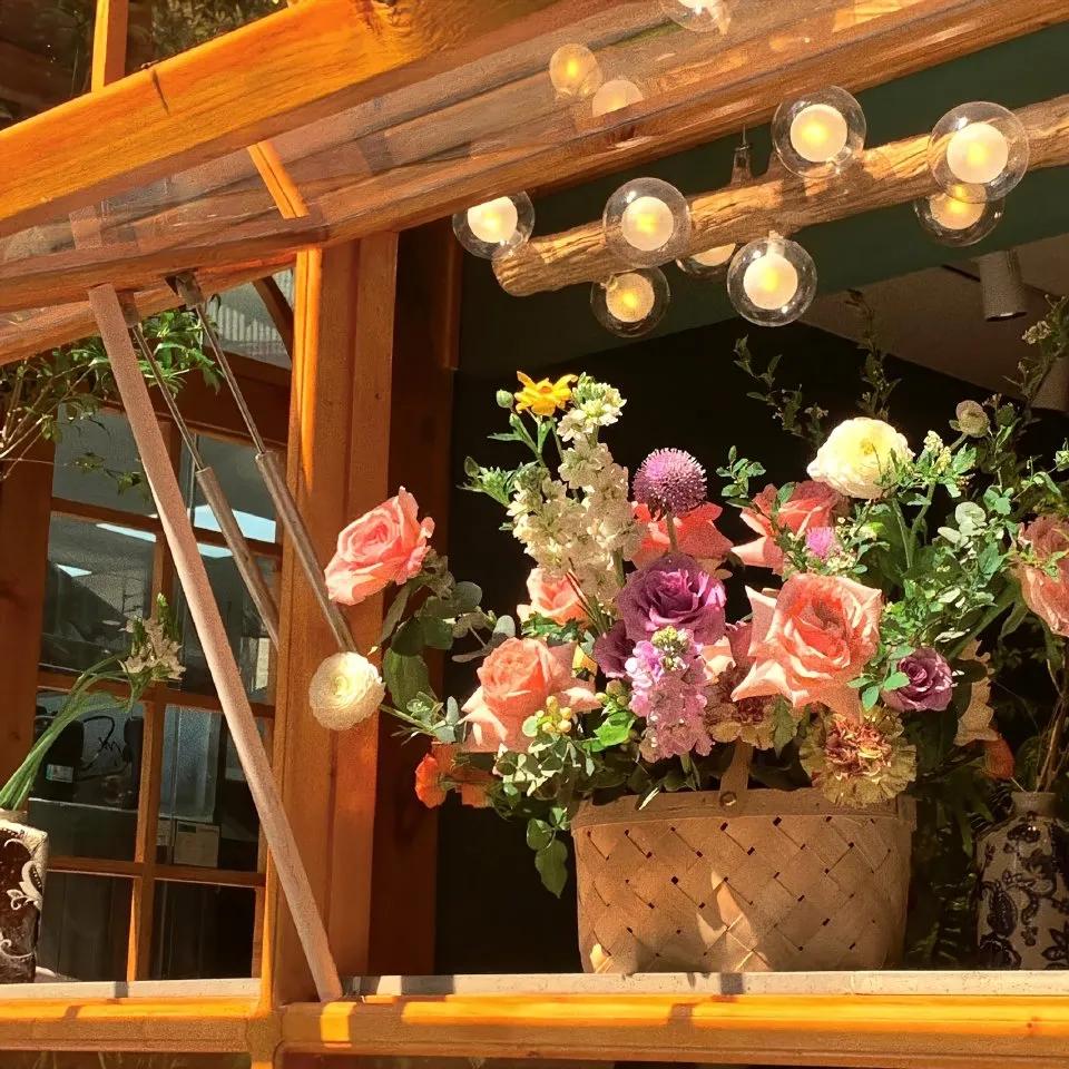 没事早点睡有空多挣钱背景图,多挣钱少生气的背景图