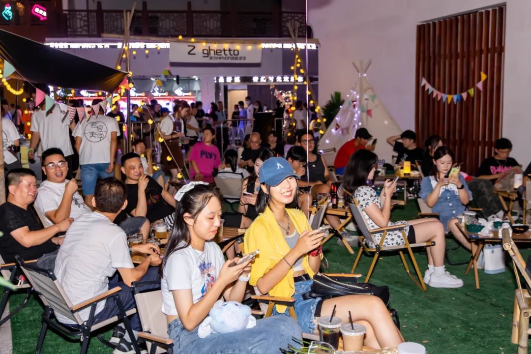 黄山风景屯溪老街,夜游黄山屯溪老街一角