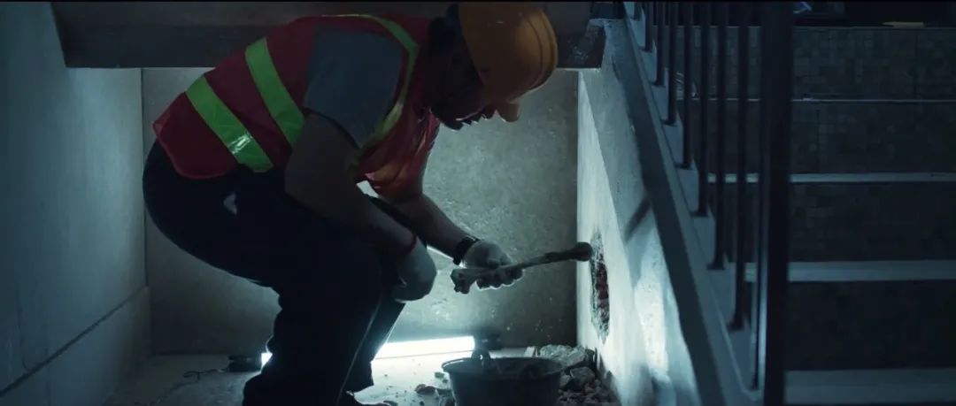 尺度生猛限制级，30年前的奇案片是多少人的童年阴影？