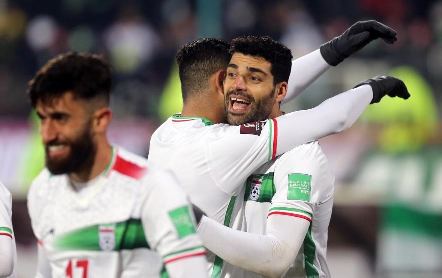 新星82分钟绝杀，2-1掀翻亚洲第一！阿尔及利亚创奇迹：8天6连胜