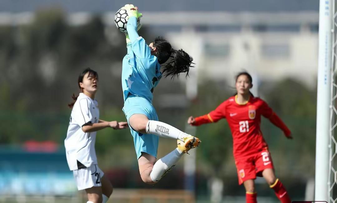中国u20女足8比0老挝女足谁厉害,u18女足青少年决赛