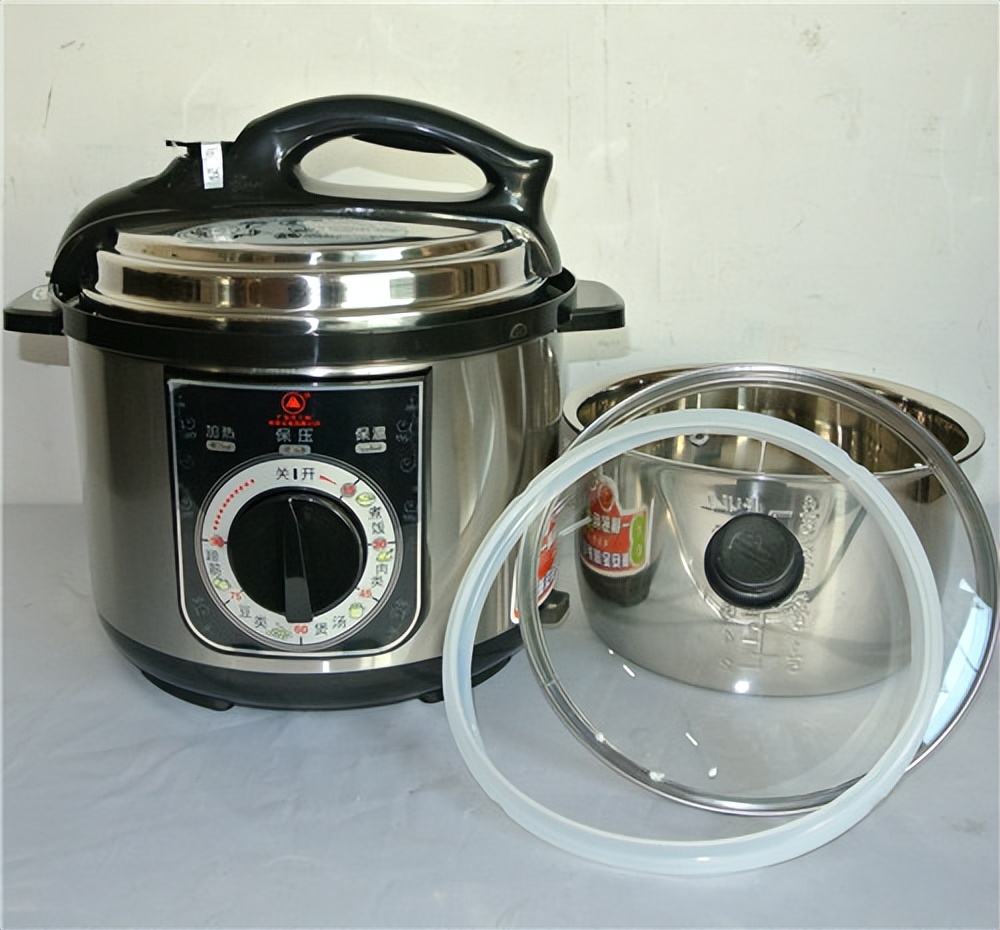 电压力锅和电饭煲有什么区别视频,电压力锅和电饭煲怎样选择