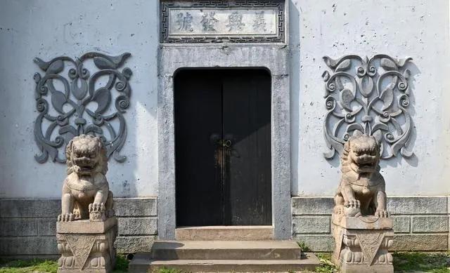 俗语家有两门,俗语家有三样财来人兴旺指哪三样