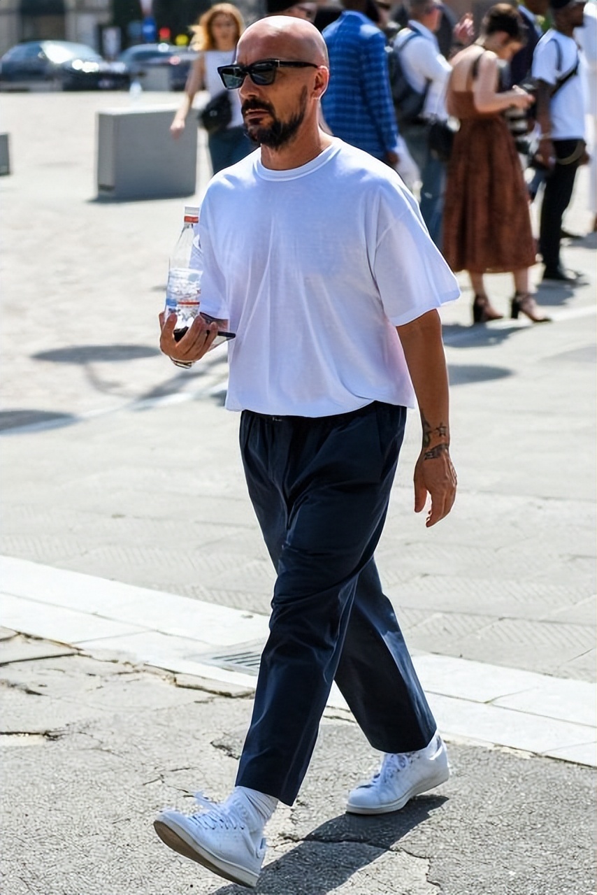 夏天男士宽松t恤,韩版时尚夏天女式宽松短袖t恤