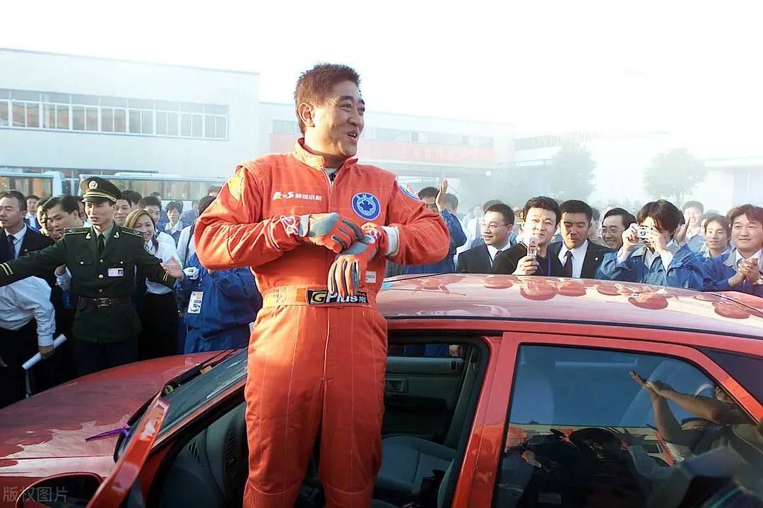 曾志伟谈到柯受良,柯受良和曾志伟谁厉害