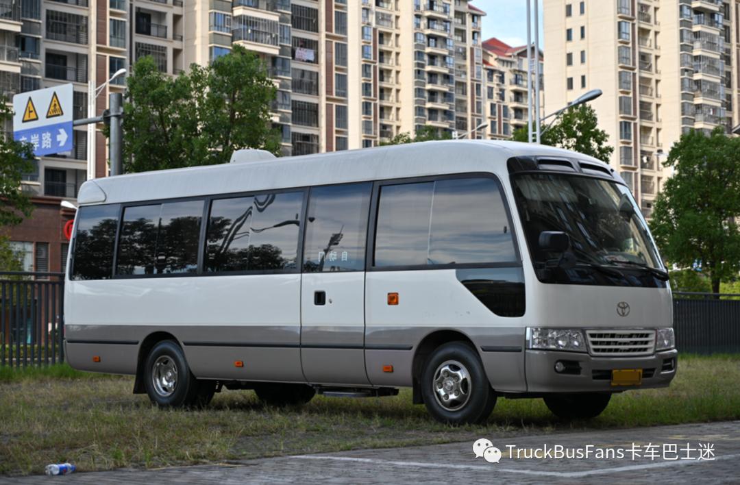 丰田考斯特2020款埃尔法,最新款丰田考斯特4.0