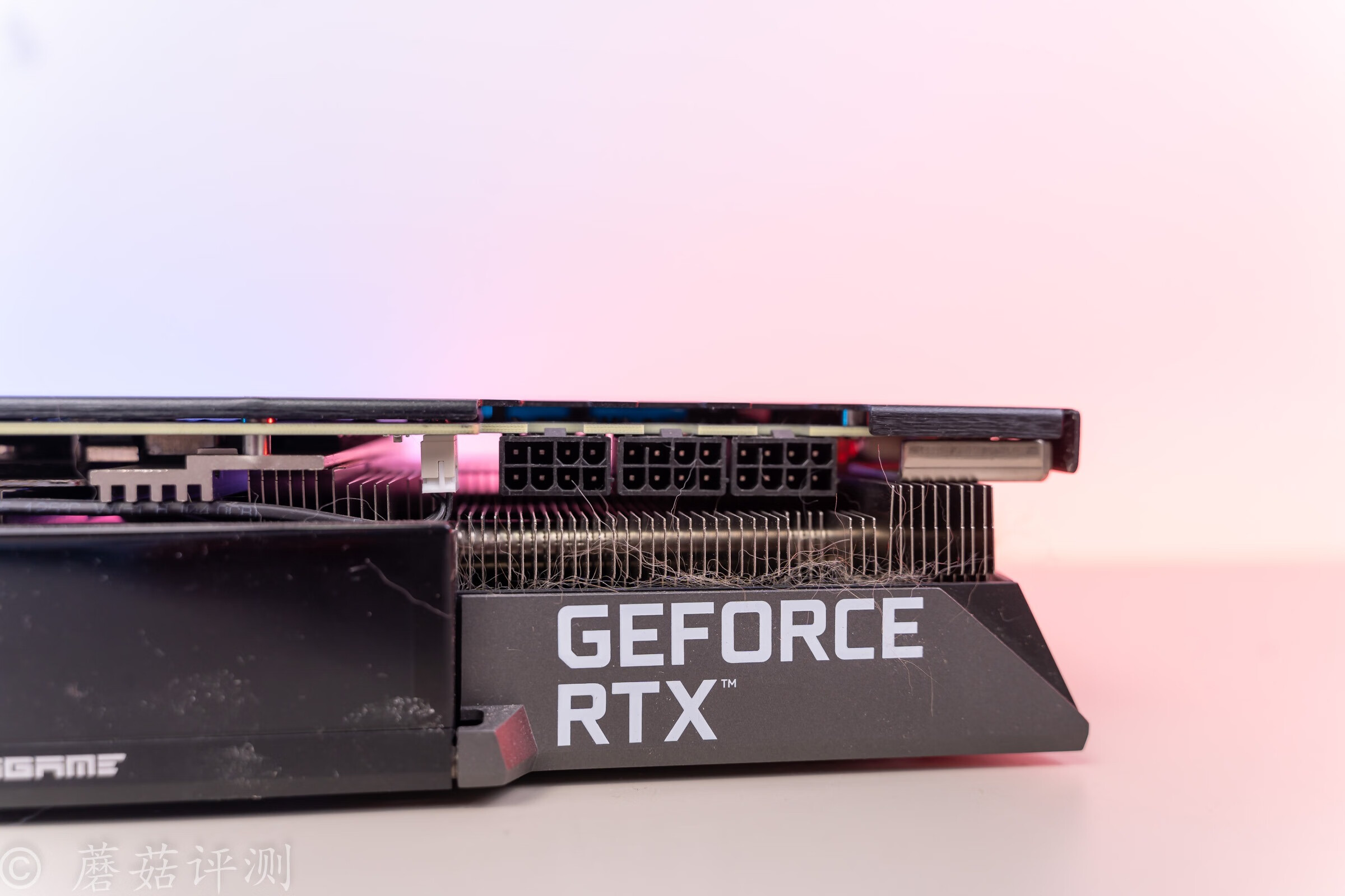 连续多日的高温，让朋友家的主机燥热难耐、更换机箱散热后获新生