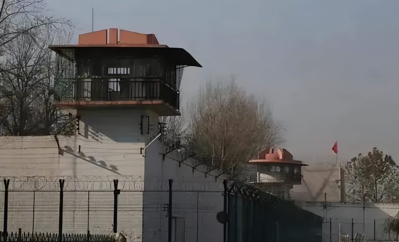 嘴小的人吃亏,嘴巴逞强吃亏