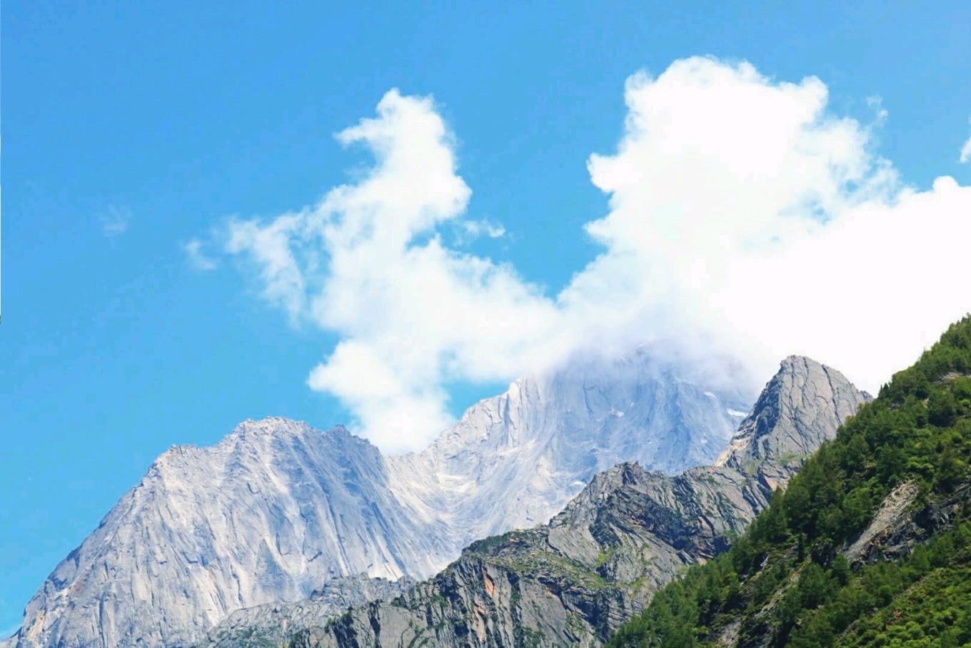 四姑娘山景区旅游攻略长坪沟,四姑娘山海子沟和长坪沟哪个好玩