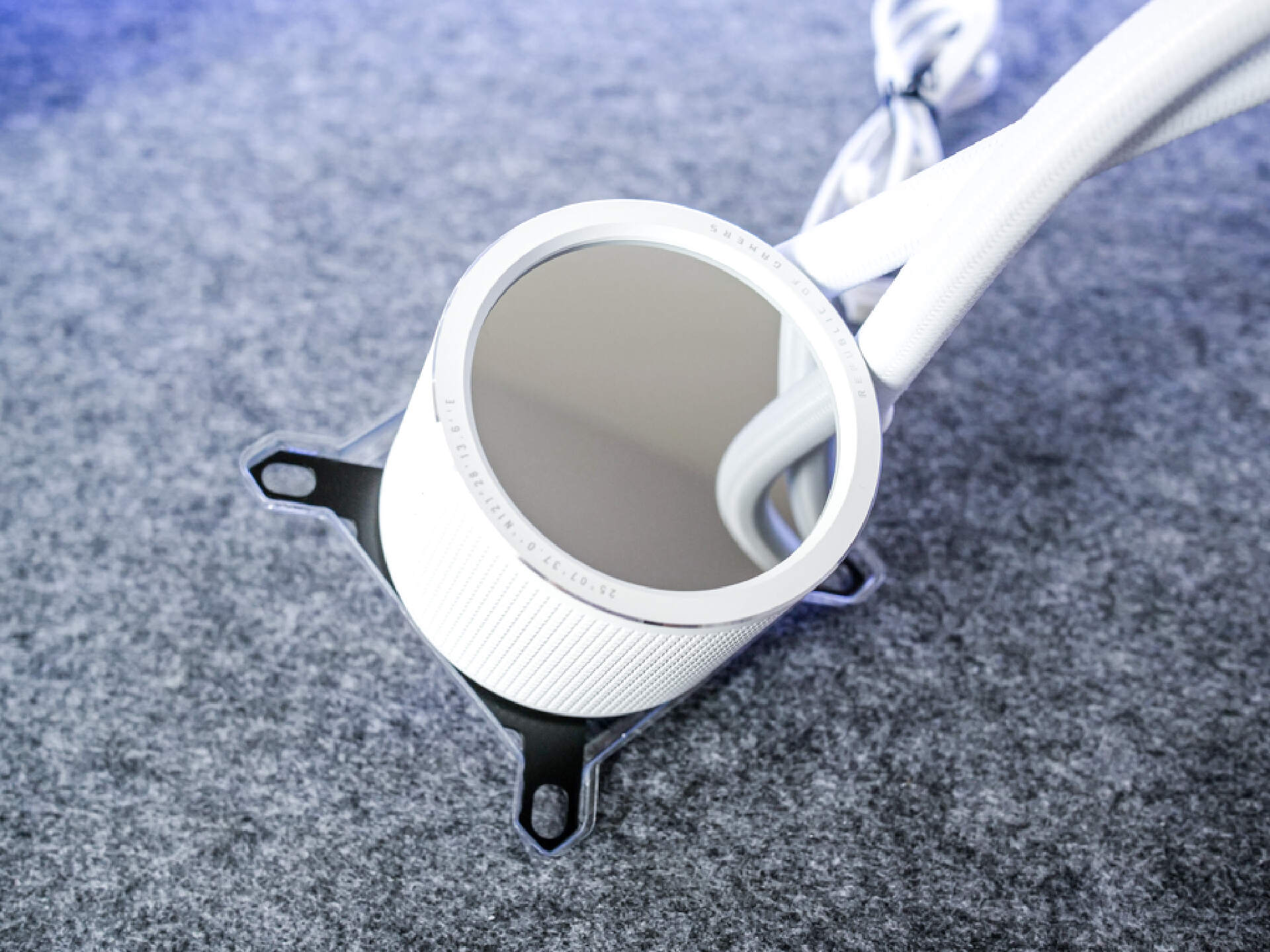 华硕gt502机箱教学,华硕tuf502弹药库机箱装机视频