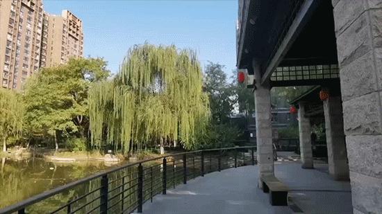 在北京买100多套房,在北京卖一套房能挣多少钱