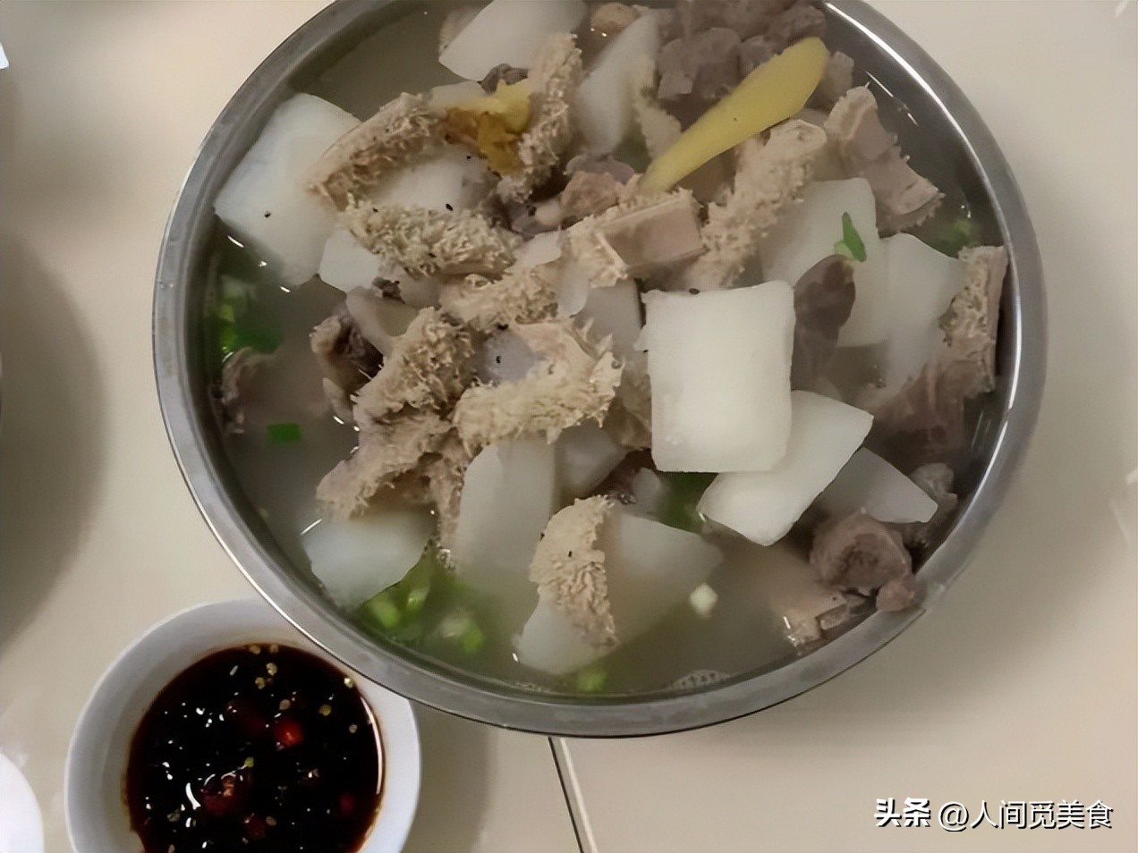 大哥亲自下厨做私房菜给我吃,大哥亲自下厨做饭