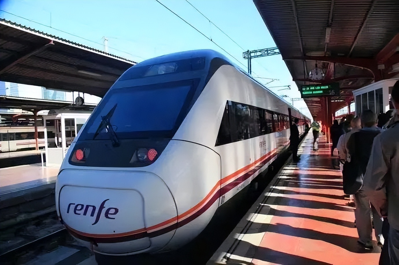 西班牙旅行交通,西班牙交通自由行攻略