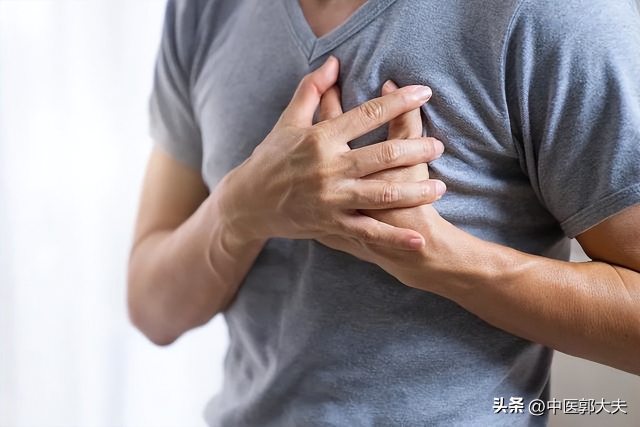 逍遥丸与小金丸能治肝血管瘤吗,逍遥丸加小金丸对肝脏有影响吗