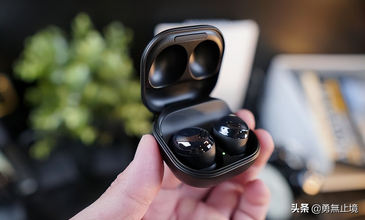 好用的9块9耳机,现在的旗舰耳机还值得买吗
