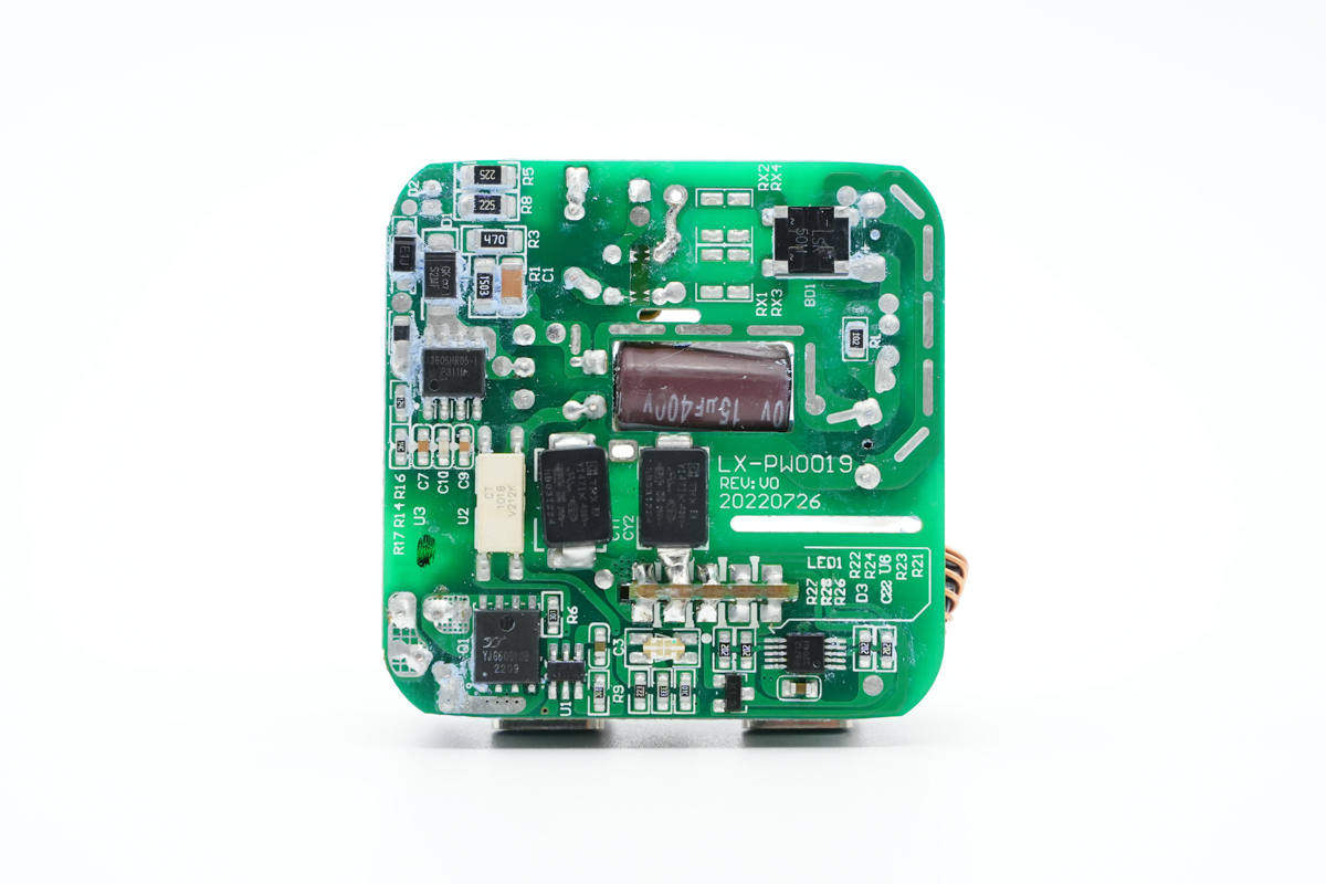 aohi奥海30w氮化镓充电器拆解,倍思氮化镓三代65w充电器拆解视频