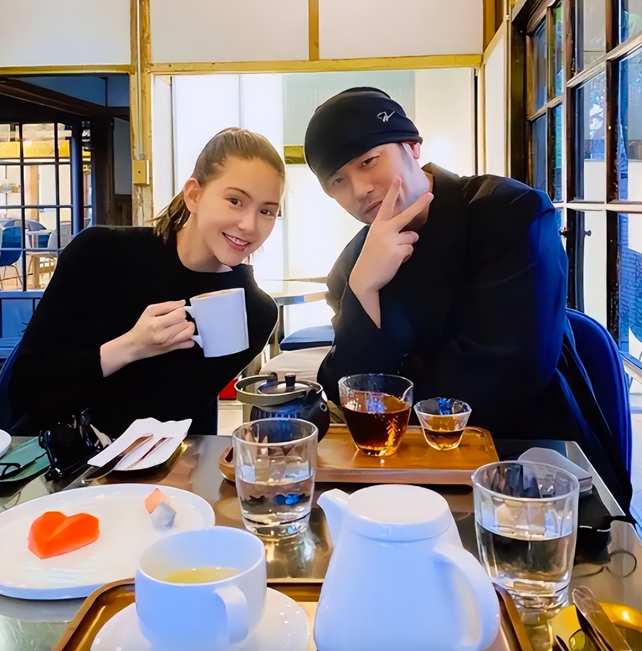 昆凌首谈21岁嫁给周杰伦,中专毕业的昆凌为何被周杰伦独宠