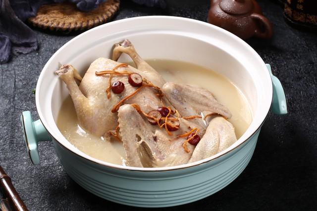 老公和我妈关系很差,老公和我妈关系很不好