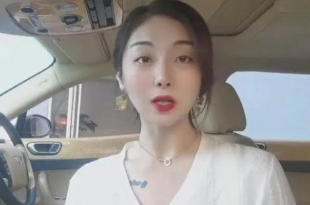 未婚妈妈生下三胞胎合法吗,未婚妈妈怀孕混血三胞胎