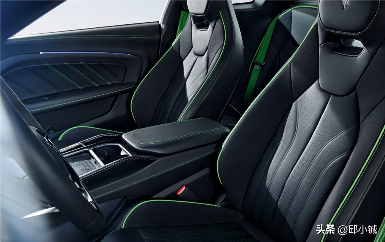 哪吒跑车gt,哪吒gt这款车到底好不好