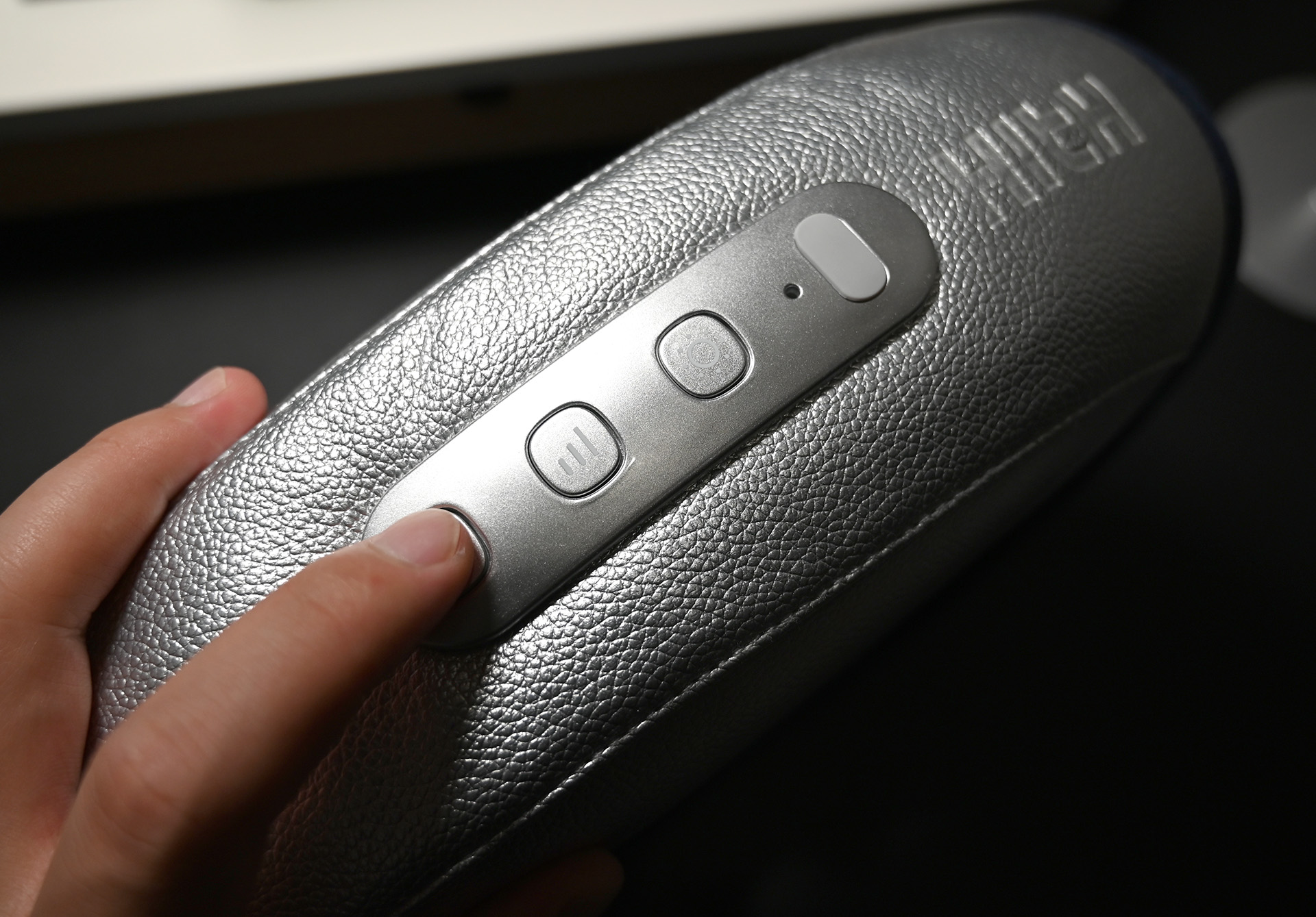 长辈送子孙枕头好吗,hith星曼颈椎按摩器测评