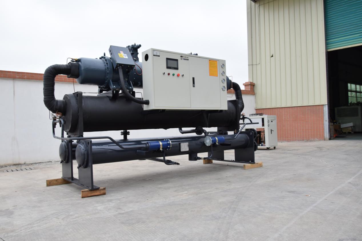 碳酸饮料冷水机哪家好一点,碳酸饮料混合设备