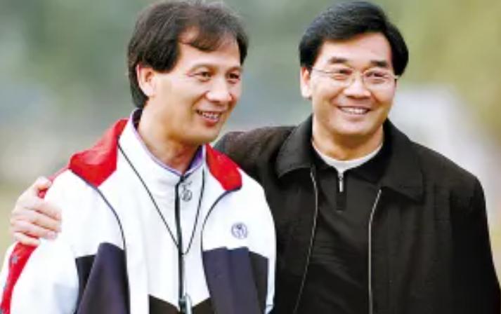 古广明被谁踢断了腿,古广明被踢断腿的比赛