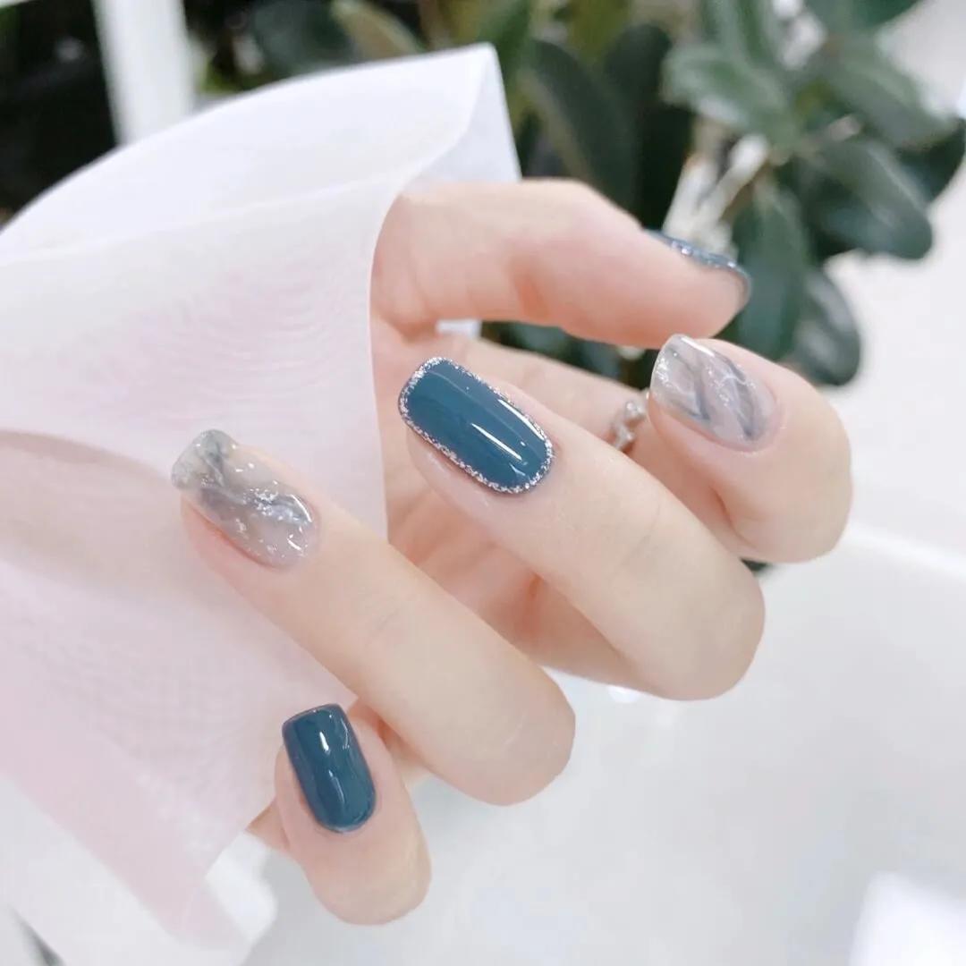 美甲图片好看又简单显白,美甲图片纯色显白简单又好看